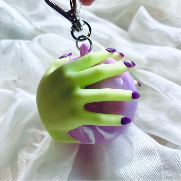 Crystal Ball PocketBac Holder – Glow-in-the-dark, Halloween vibes! - Picture 5 of 8